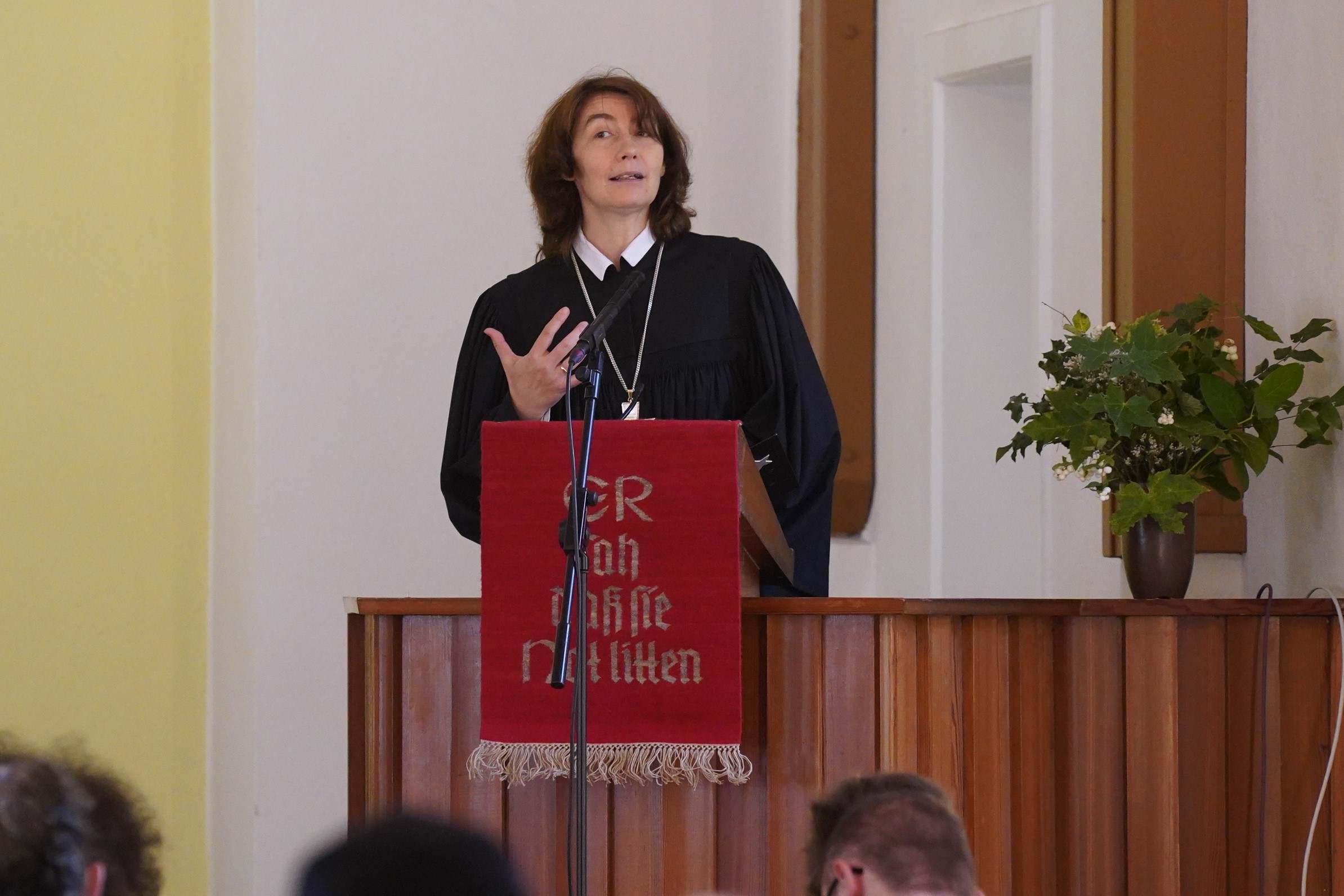 Am Reformationstag verfolgten rund 40.000 Menschen am Radio den Lobetaler Gottesdienst. Pröbstin Dr. Christina-Maria Bammel predigte über Freiheit, Nächstenliebe und Glaube.